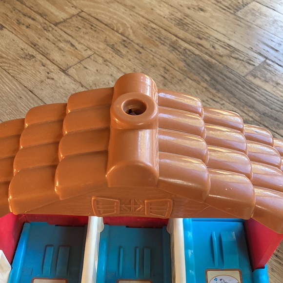 Vtech Gallop and Go Stable with horse - Picture 3 of 12